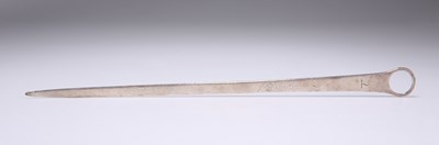 Lot 200 - A GEORGE III SILVER MEAT SKEWER