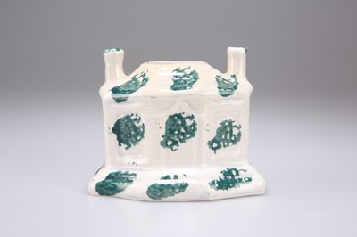 Lot 105 - A 19TH CENTURY SPONGE-DECORATED POTTERY MONEY BOX