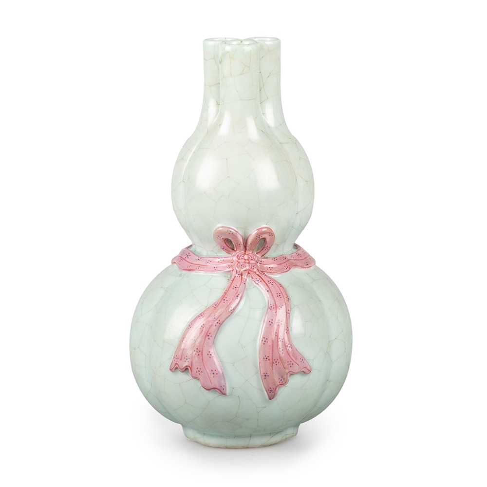 Lot 123 - A CHINESE CELADON GOURD VASE