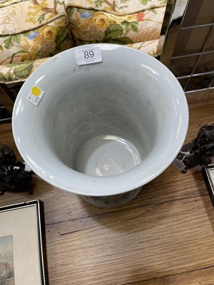 Lot 82 - A VERY LARGE CHINESE BLUE AND WHITE BRUSHPOT