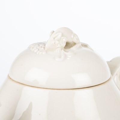 Lot 104 - A CHINESE BLANC-DE-CHINE TEAPOT