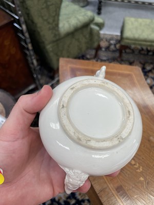 Lot 104 - A CHINESE BLANC-DE-CHINE TEAPOT