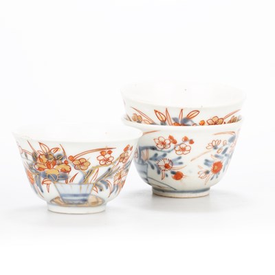 Lot 112 - A COLLECTION OF CHINESE IMARI ITEMS