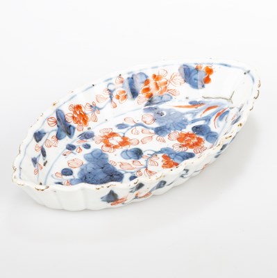 Lot 112 - A COLLECTION OF CHINESE IMARI ITEMS