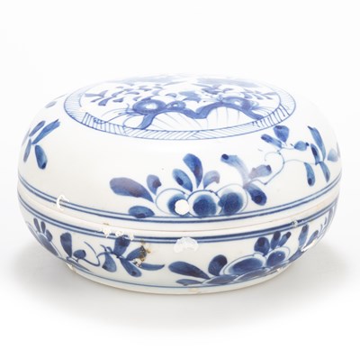 Lot 131 - A COLLECTION OF CHINESE BLUE AND WHITE PORCELAIN