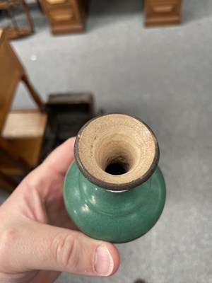Lot 108 - A CHINESE GREEN CRACKLE GLAZE SMALL VASE