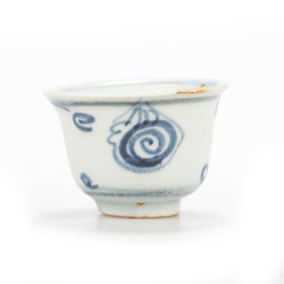 Lot 115 - THREE SMALL CHINESE BLUE AND WHITE BUDDHIST SYMBOLS WINE CUPS, MING 15TH CENTURY