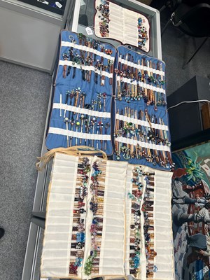 Lot 24 - A LARGE COLLECTION OF APPROXIMATELY 350 LACE BOBBINS