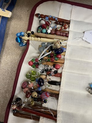 Lot 24 - A LARGE COLLECTION OF APPROXIMATELY 350 LACE BOBBINS