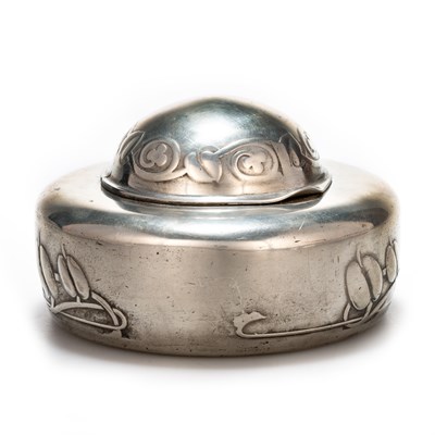 Lot 197 - ARCHIBALD KNOX (1864-1933) FOR LIBERTY & CO, A TUDRIC PEWTER INKWELL