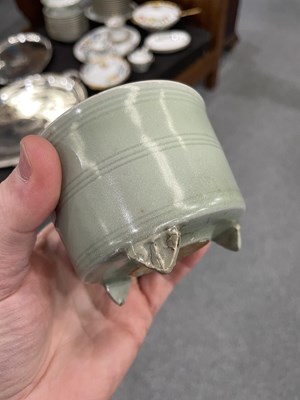 Lot 122 - A CHINESE GE-TYPE VASE, YUHUCHUNPING; A SMALL CHINESE CELADON CENSER AND A CHINESE CELADON VASE