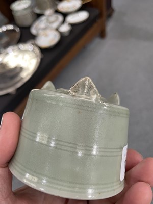 Lot 122 - A CHINESE GE-TYPE VASE, YUHUCHUNPING; A SMALL CHINESE CELADON CENSER AND A CHINESE CELADON VASE