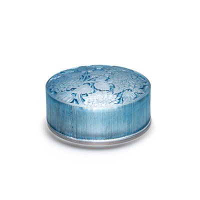 Lot 26 - RENÉ LALIQUE (FRENCH, 1860-1945), A 'MEUDON' BOX AND COVER, DESIGNED 1924