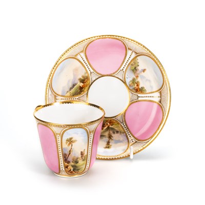 Lot 65 - A COALPORT CUP AND SAUCER, CIRCA 1861-1871