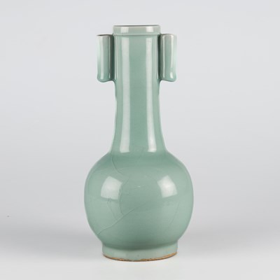 Lot 185 - A LARGE CHINESE CELADON ARROWHEAD BOTTLE VASE
