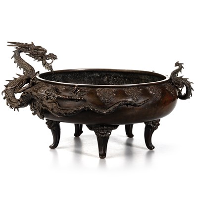 Lot 158 - A JAPANESE BRONZE 'DRAGON' CENSER, MEIJI PERIOD