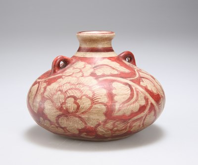 Lot 170 - A CHINESE CIZHOU VASE