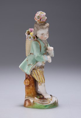 Lot 54 - A JACOB PETIT FIGURAL SCENT BOTTLE, MID-19TH CENTURY