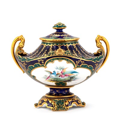 Lot 41 - A ROYAL CROWN DERBY TWO-HANDLED URNULAR VASE AND COVER BY ELLIS CLARK, DATE CODE FOR 1898
