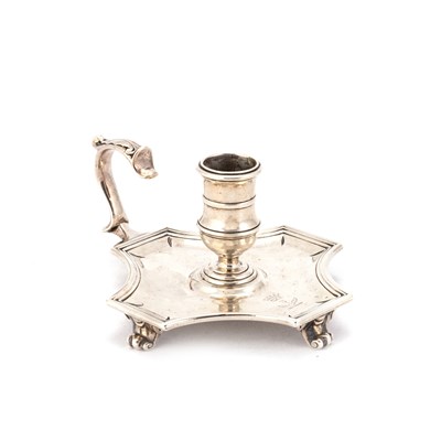 Lot 378 - A GEORGE IV SILVER CHAMBERSTICK