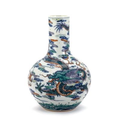 Lot 171 - A CHINESE DOUCAI 'DRAGON' BOTTLE VASE