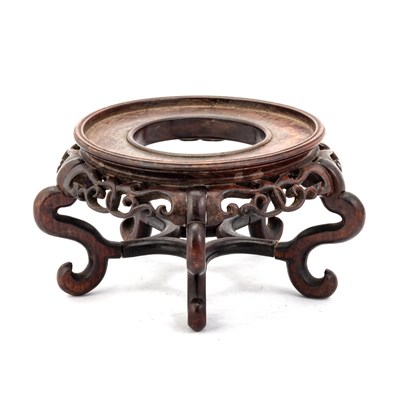 Lot 210 - A CHINESE ROSEWOOD VASE OR BOWL STAND, LATE QING DYNASTY