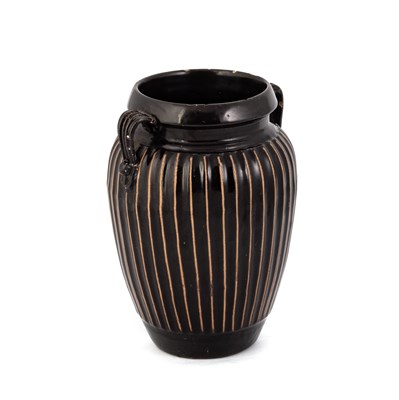 Lot 173 - A CHINESE CIZHOU BLACK-GLAZED RIBBED VASE