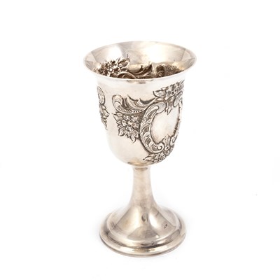 Lot 294 - AN EGYPTIAN SILVER GOBLET