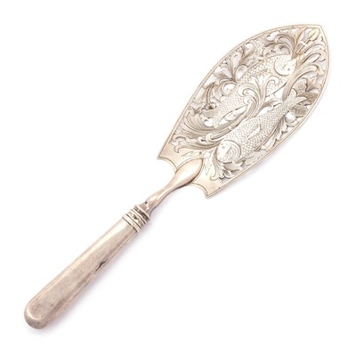 Lot 322 - A RUSSIAN 84 ZOLOTNIK SILVER FISH SLICE