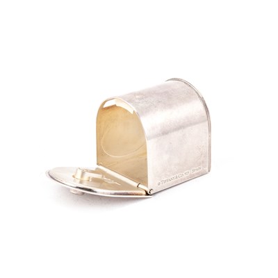 Lot 309 - TIFFANY & CO: A STERLING SILVER NOVELTY STAMP BOX