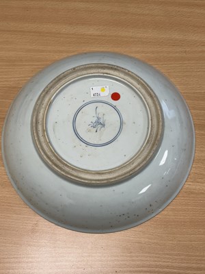 Lot 167 - A LARGE CHINESE FAMILLE VERTE 'LADIES' DISH