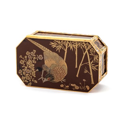 Lot 548 - A FINE FRENCH GOLD-MOUNTED, ENAMEL AND JAPANESE LACQUER BOX, POSSIBLY BY JEAN DUCROLLAY