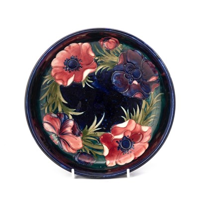 Lot 87 - A WALTER MOORCROFT POTTERY BOWL