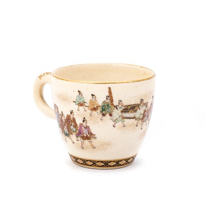 Lot 101 - A JAPANESE SATSUMA CUP, MEIJI PERIOD