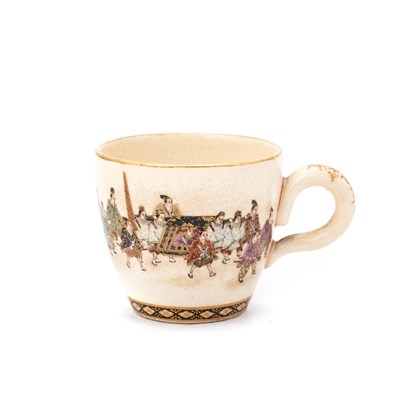 Lot 101 - A JAPANESE SATSUMA CUP, MEIJI PERIOD