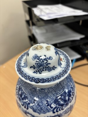 Lot 135 - A PAIR OF 18TH CENTURY CHINESE VASES AND COVERS, QIANLONG PERIOD