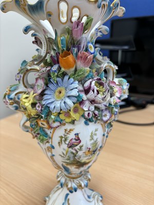Lot 45 - A MINTON PORCELAIN GARNITURE, CIRCA 1830