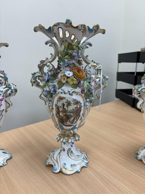 Lot 45 - A MINTON PORCELAIN GARNITURE, CIRCA 1830