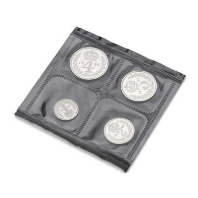 Lot 8 - AN ELIZABETH II MAUNDY MONEY SET