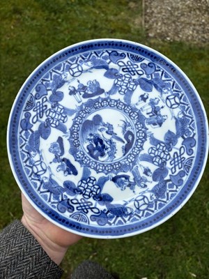 Lot 84 - A PAIR OF CHINESE BLUE AND WHITE PLATES