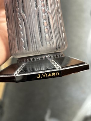 Lot 18 - JULIEN VIARD FOR M. NAEF & CIE, A MOUILLETTE JAR AND COVER