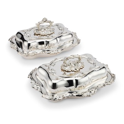 Lot 227 - A PAIR OF ROCOCO REVIVAL OLD SHEFFIELD PLATE ENTRÉE DISHES
