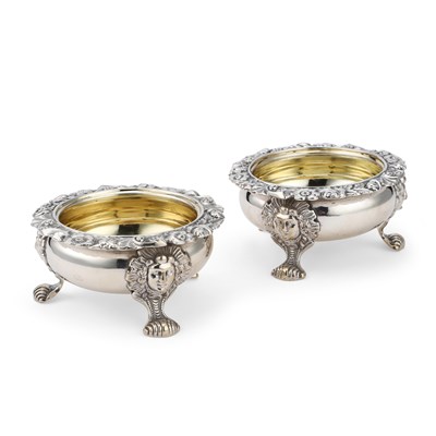 Lot 324 - A PAIR OF EARLY VICTORIAN SCOTTISH SILVER SALTS