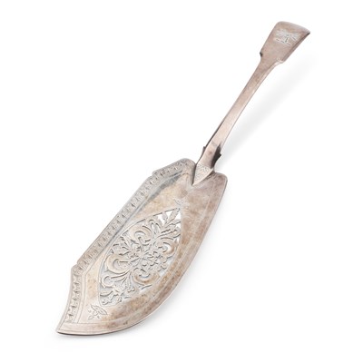 Lot 479 - A GEORGE IV SILVER FISH SLICE