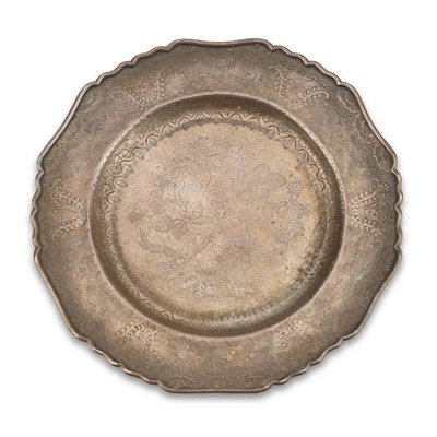 Lot 270 - A 19TH CENTURY CHINESE SILVER DISH