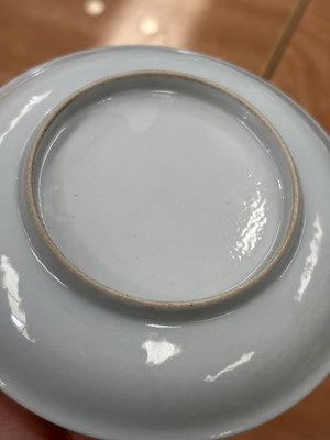 Lot 89 - THREE PIECES OF CHINESE PORCELAIN