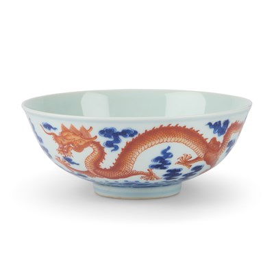 Lot 154 - A CHINESE IRON-RED AND UNDERGLAZE BLUE 'DRAGON' BOWL