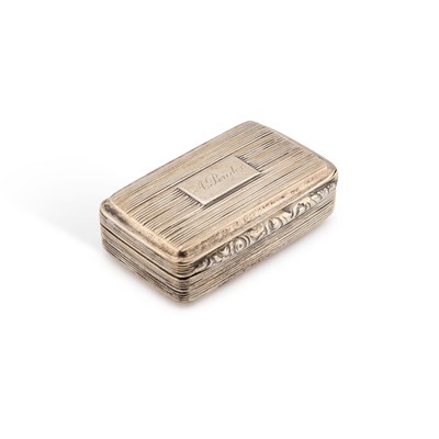 Lot 390 - A GEORGE IV SILVER SNUFF BOX