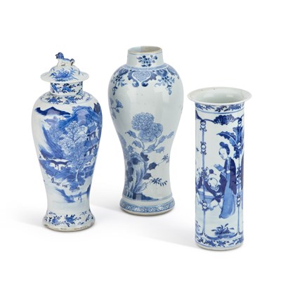 Lot 119 - THREE 19TH CENTURY CHINESE BLUE AND WHITE VASES