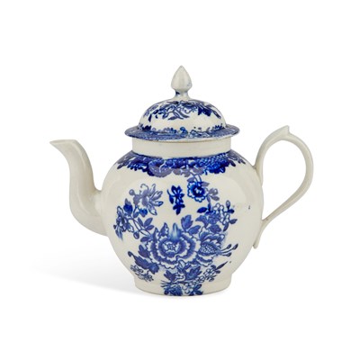 Lot 45 - A LIVERPOOL (SETH PENNINGTON) TEAPOT, CIRCA 1780-90